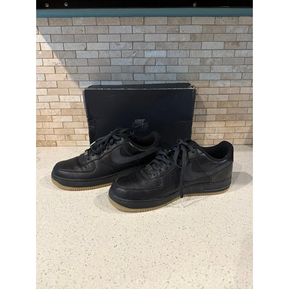 AF1 Nike Air Force 1 Low Premium Men's Size 12 Black Patent Gum Sole 318775 001